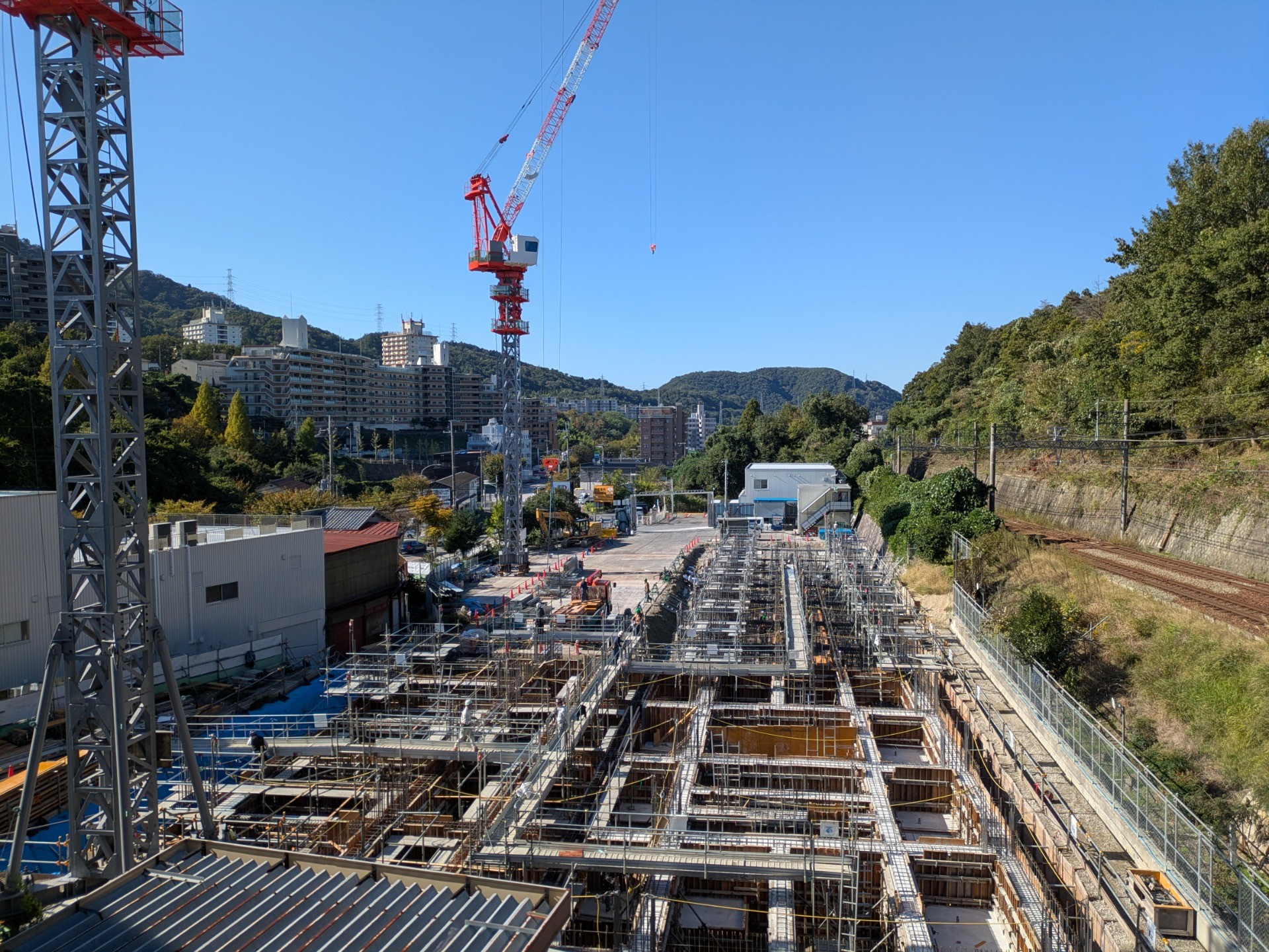 手前工区で基礎コンクリートの打設が始まりました